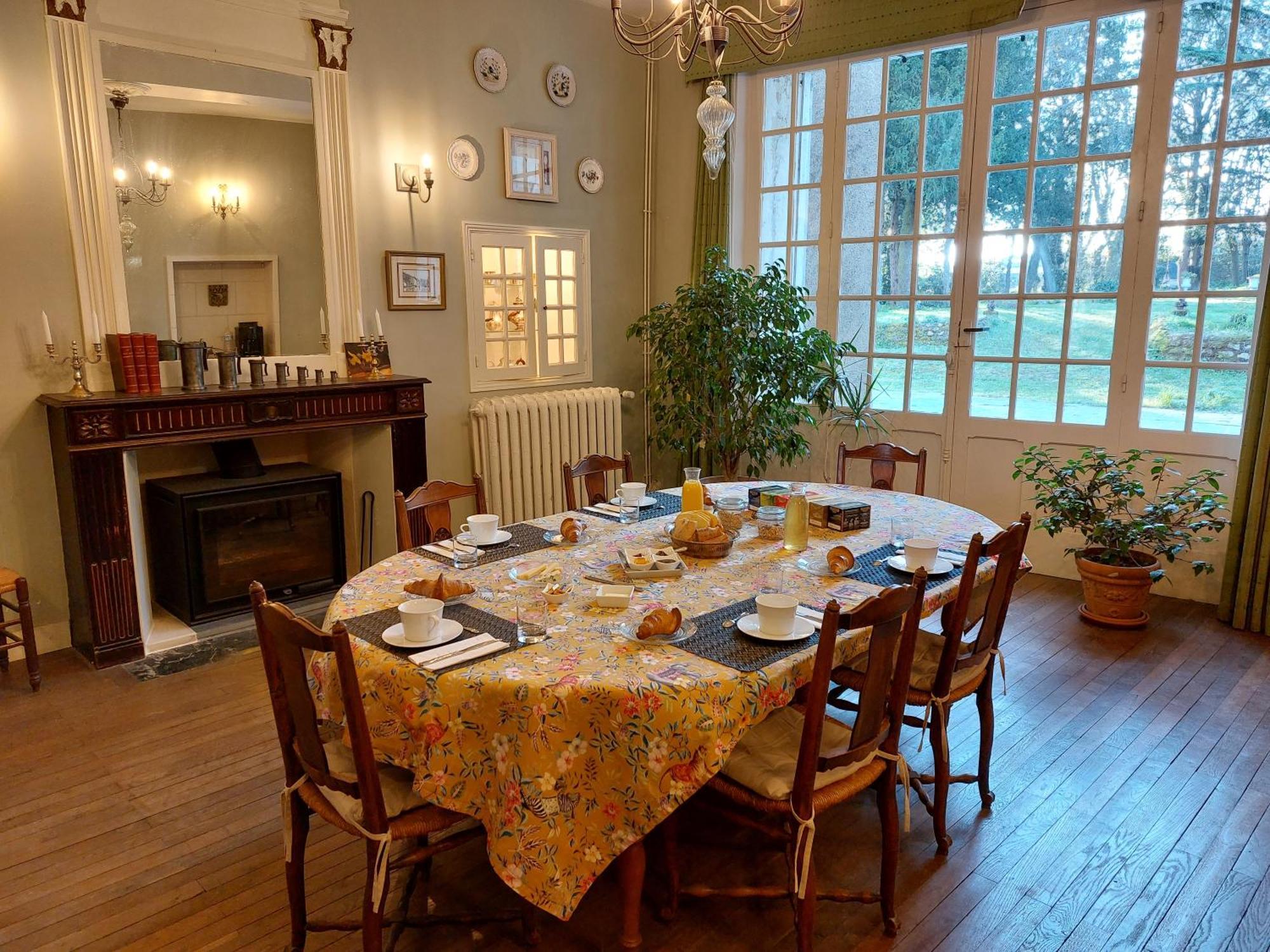 Bed and Breakfast Manoir Du Bellay Montreuil-Bellay Exterior foto